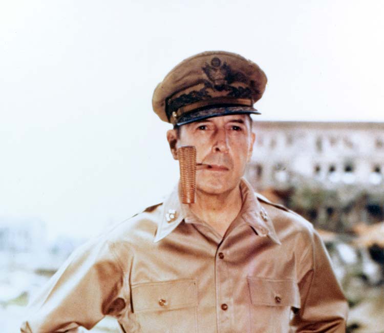 Doublas McArthur General Norteamericano