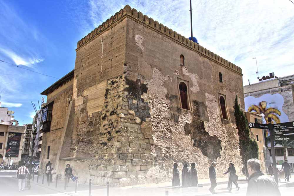 Torre de la Calahorra Torre de la Calahorra
